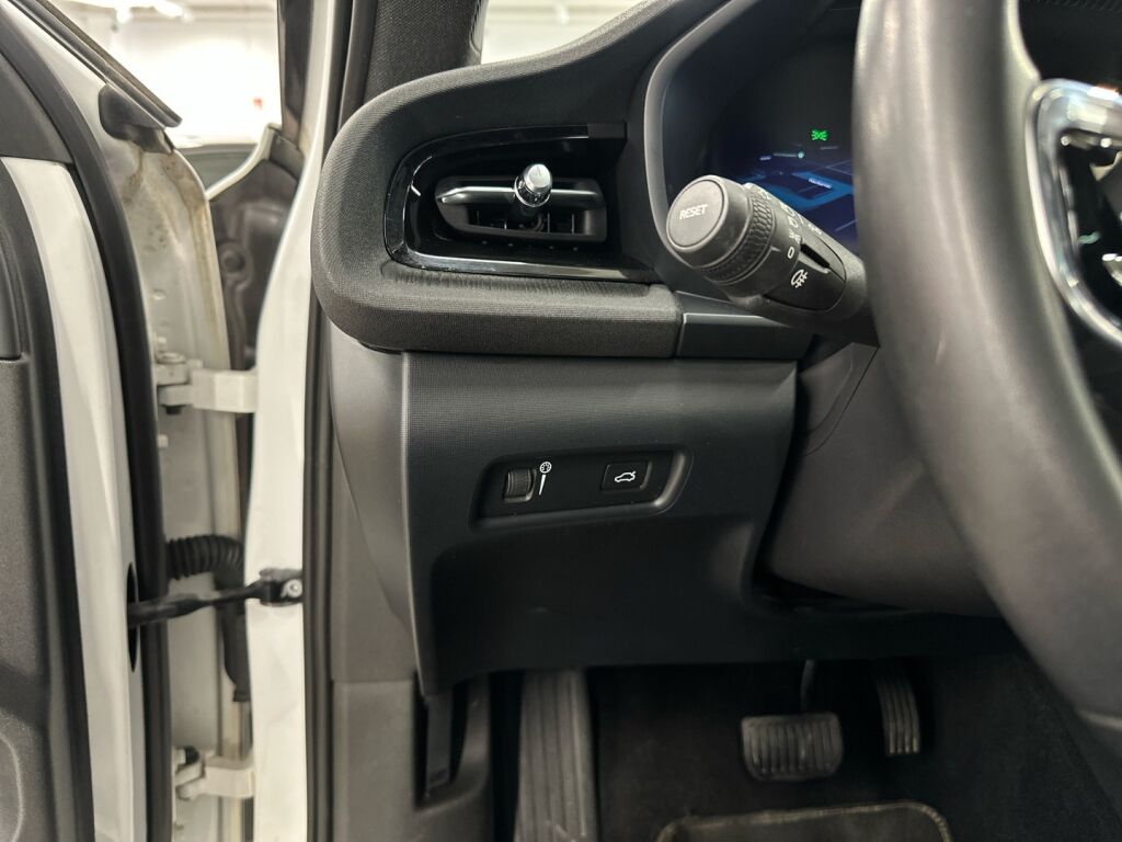 Polestar 2 2021 Valkoinen