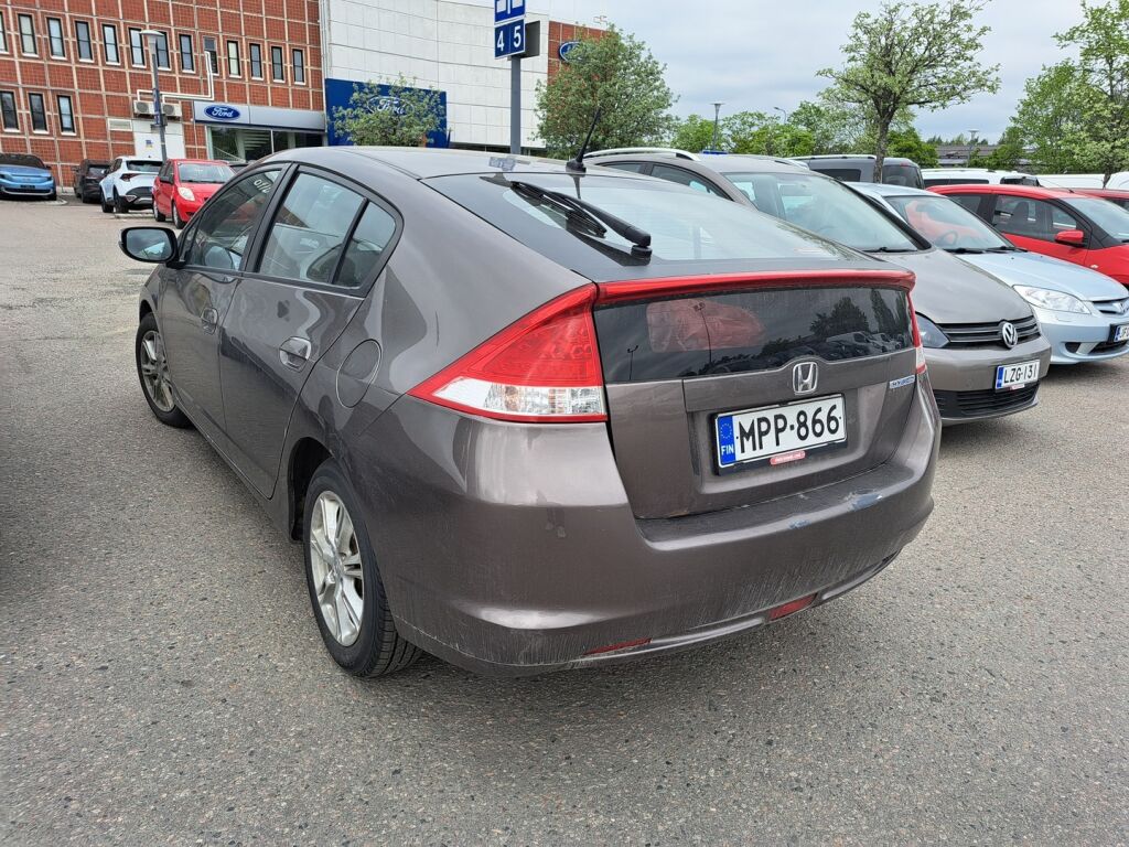 Honda Insight 2010 Ruskea (beige)