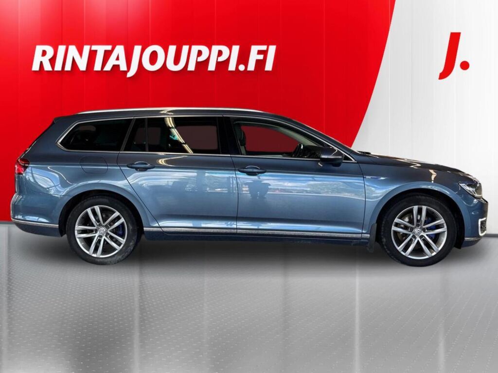 Volkswagen Passat 2016 Sininen