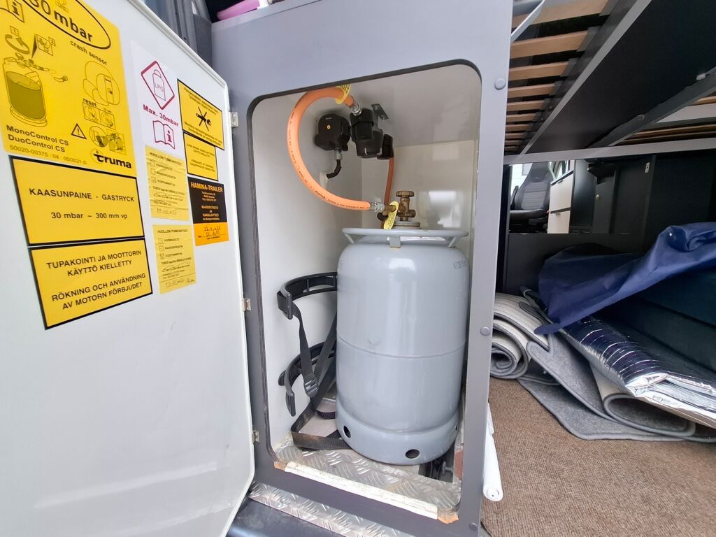 Adria TWIN SUPREME 640 SLB 2024 Harmaa