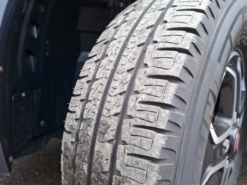 Adria TWIN SUPREME 640 SLB 2024 Harmaa