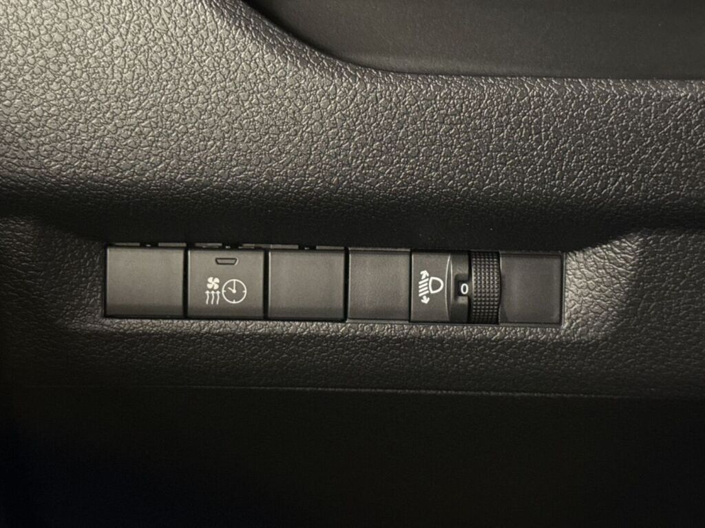 Toyota Proace 2024 Valkoinen