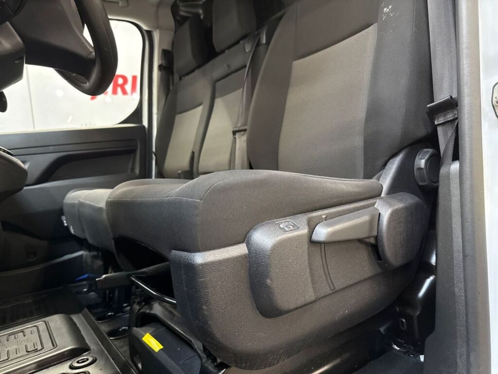 Toyota Proace 2024 Valkoinen
