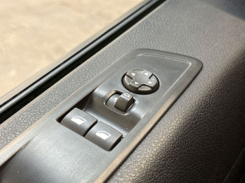 Toyota Proace 2024 Valkoinen