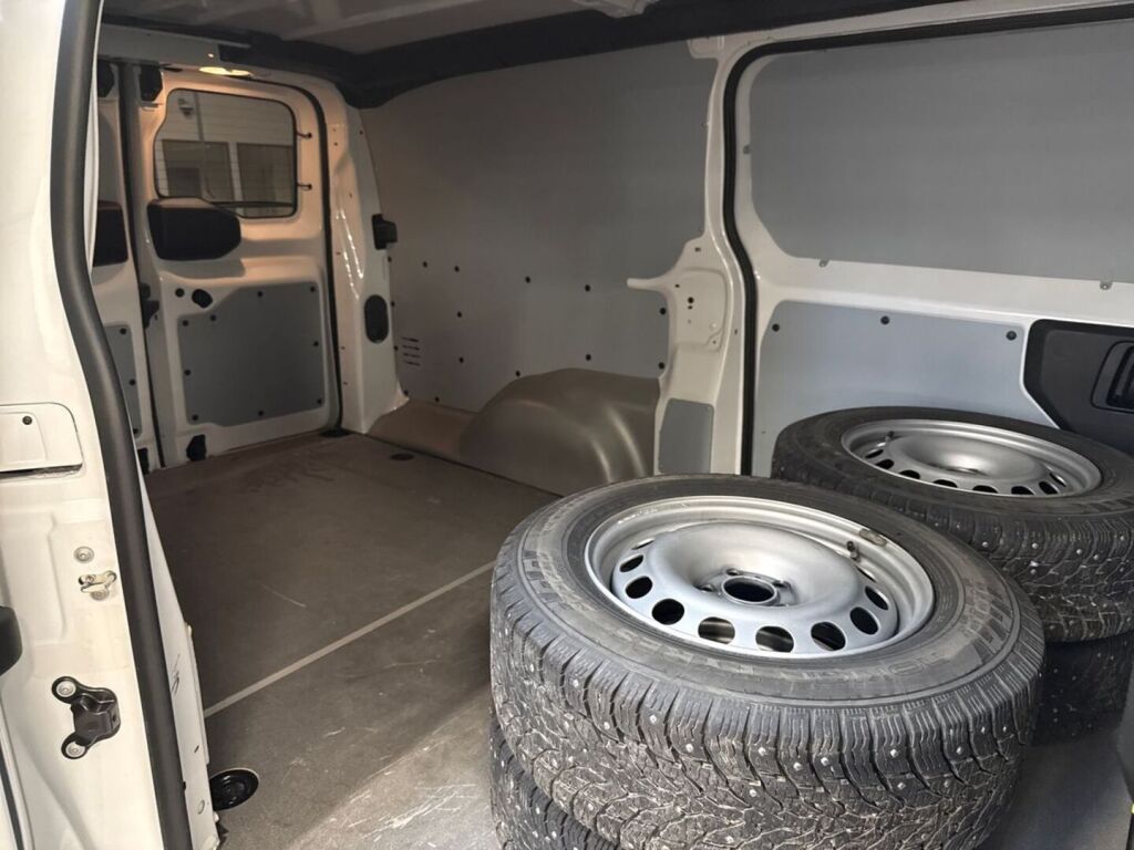 Toyota Proace 2024 Valkoinen