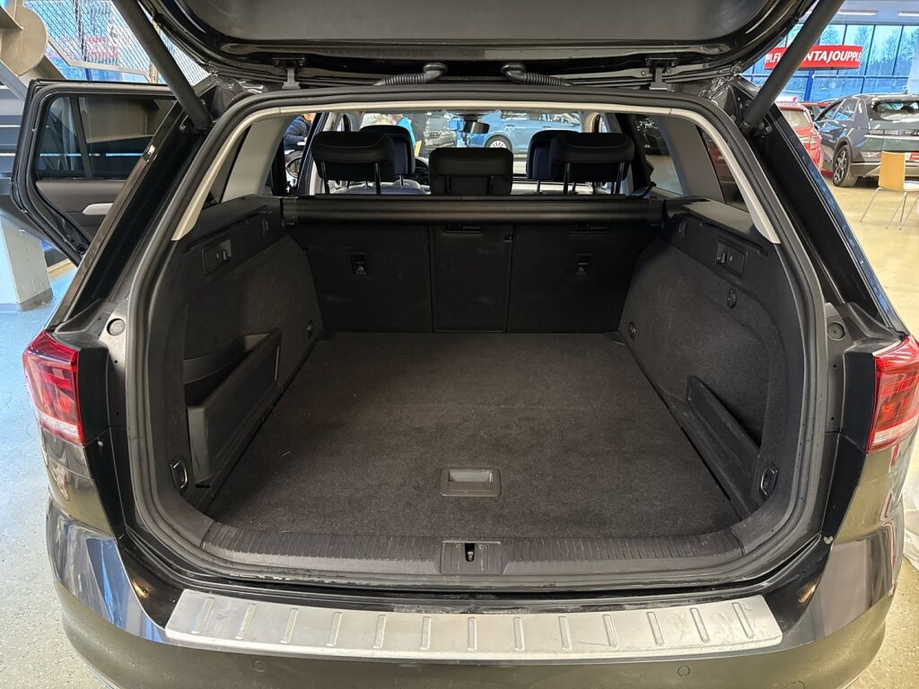 Volkswagen Passat 2021 Harmaa