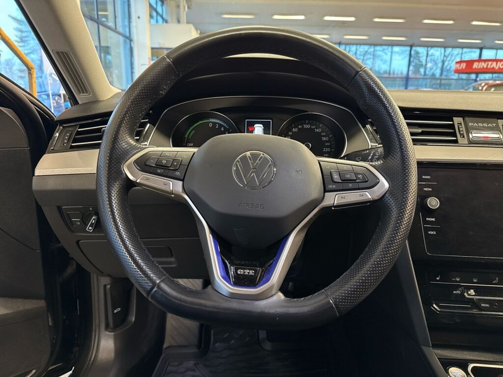 Volkswagen Passat 2021 Harmaa