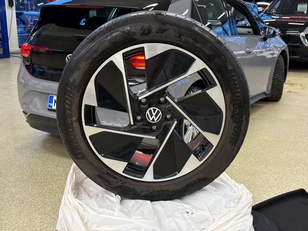 Volkswagen ID.3 2021 Harmaa