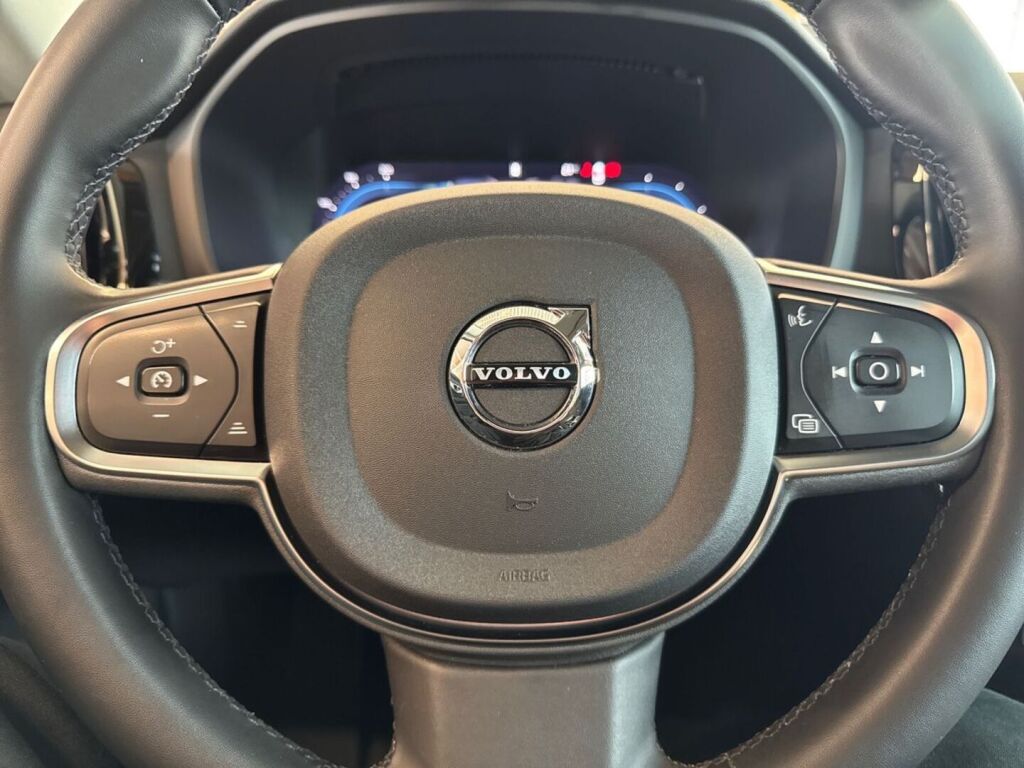 Volvo V60 2024 Harmaa