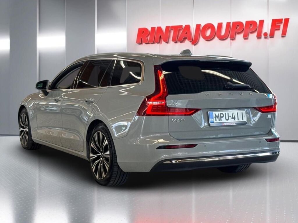 Volvo V60 2024 Harmaa