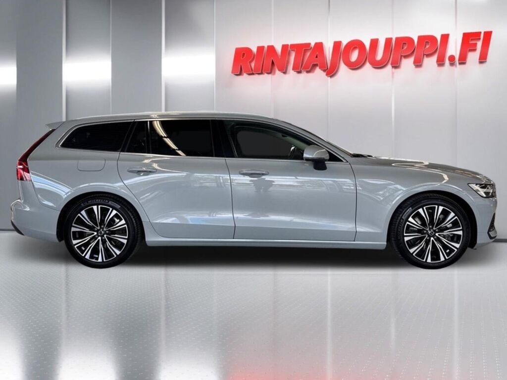 Volvo V60 2024 Harmaa