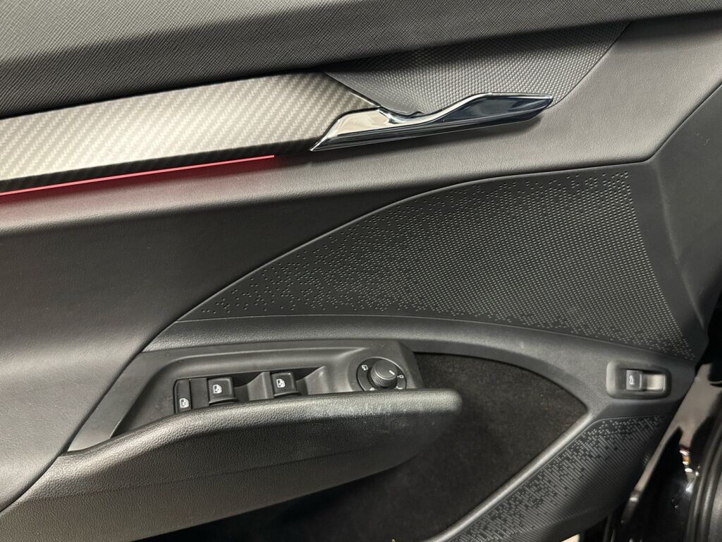 Skoda Enyaq 2021 Musta