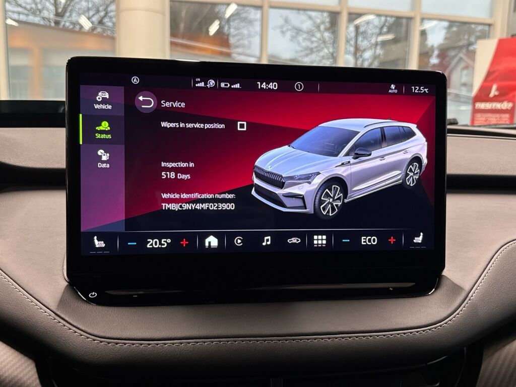 Skoda Enyaq 2021 Musta