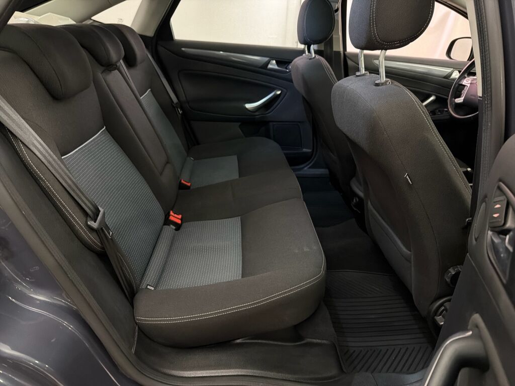 Ford Mondeo 2010 Harmaa