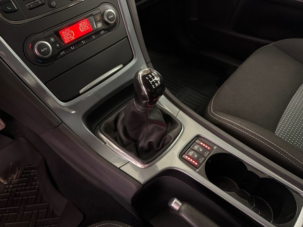 Ford Mondeo 2010 Harmaa