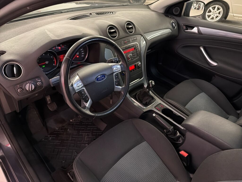 Ford Mondeo 2010 Harmaa