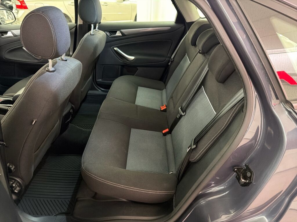 Ford Mondeo 2010 Harmaa