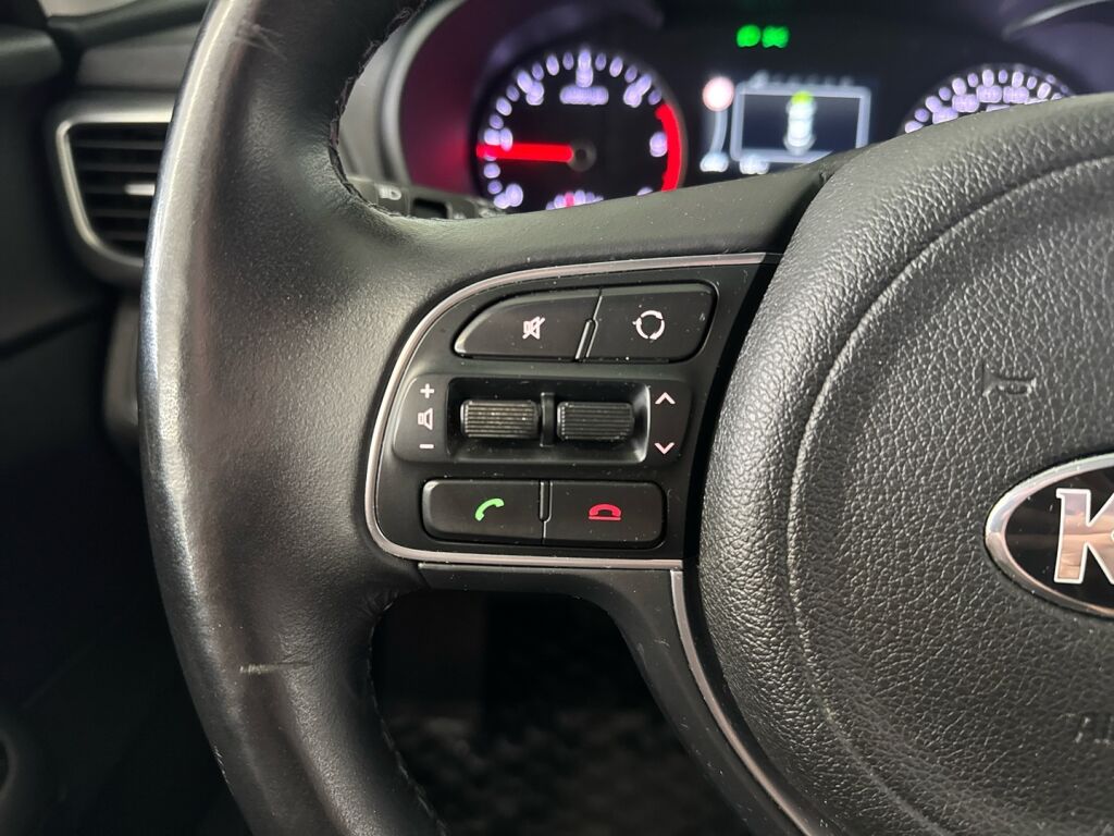 Kia Optima 2017 Ruskea (beige)