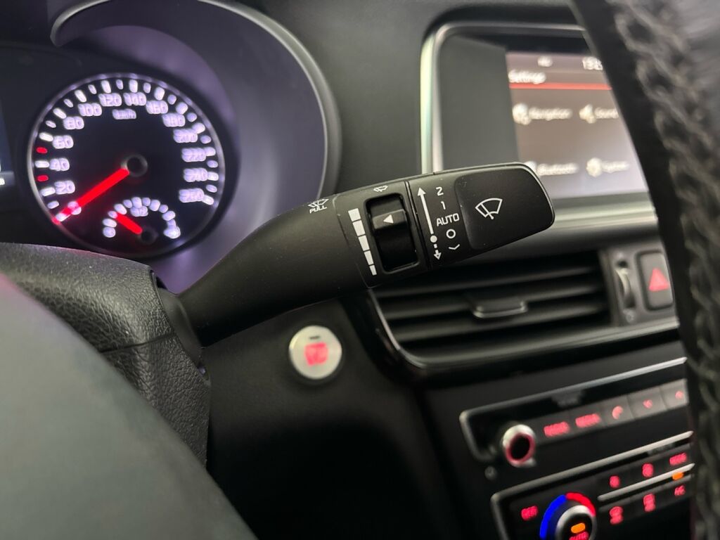 Kia Optima 2017 Ruskea (beige)