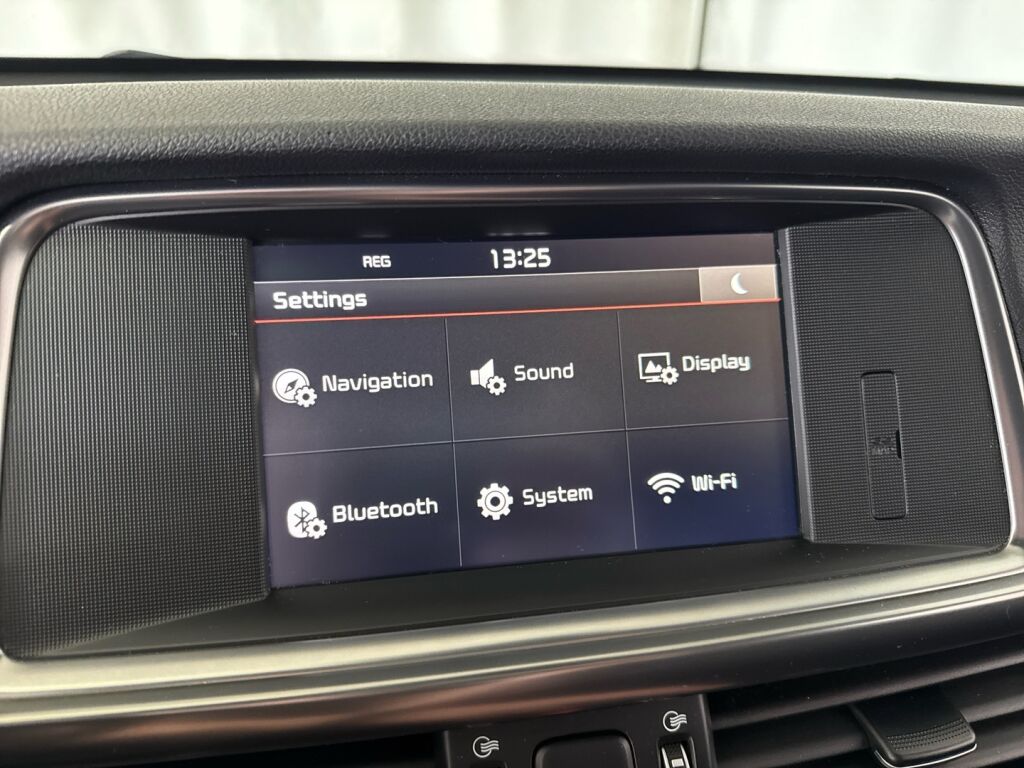 Kia Optima 2017 Ruskea (beige)