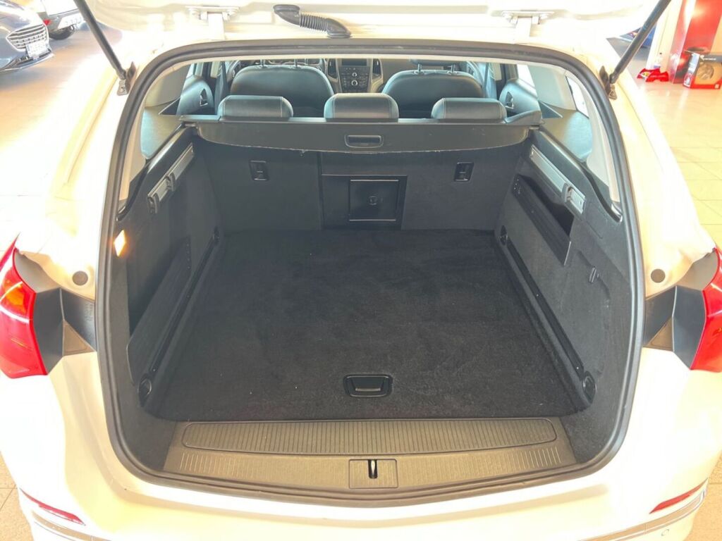 Opel Astra 2016 Valkoinen