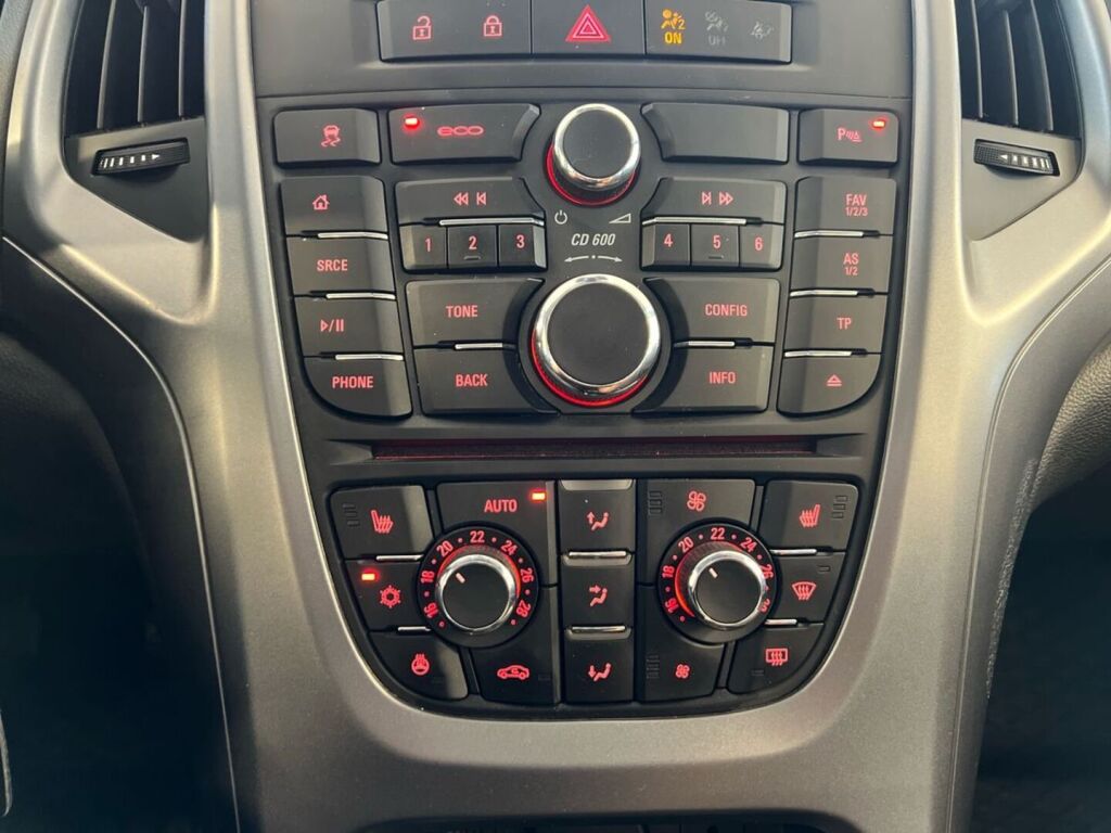 Opel Astra 2016 Valkoinen