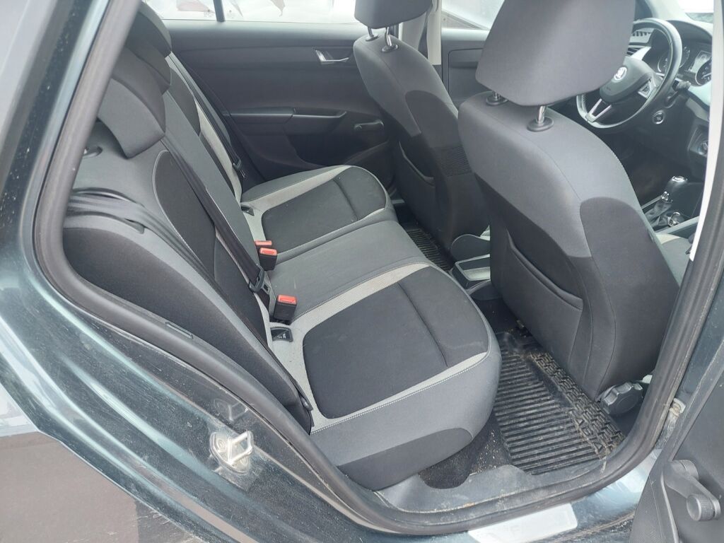 Skoda Fabia 2016 Harmaa
