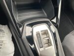 Peugeot 2008 2024 Metallinhohto Punainen