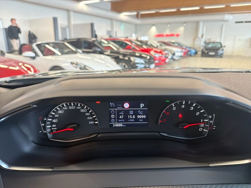Peugeot 2008 2024 Harmaa