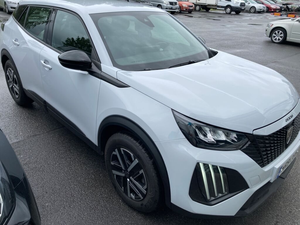 Peugeot 2008 2024 Valkoinen
