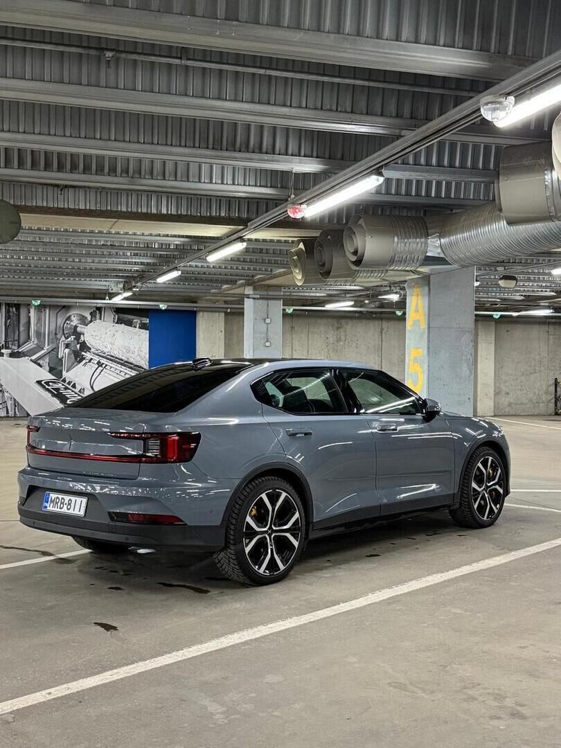 Polestar 2 2021 Harmaa