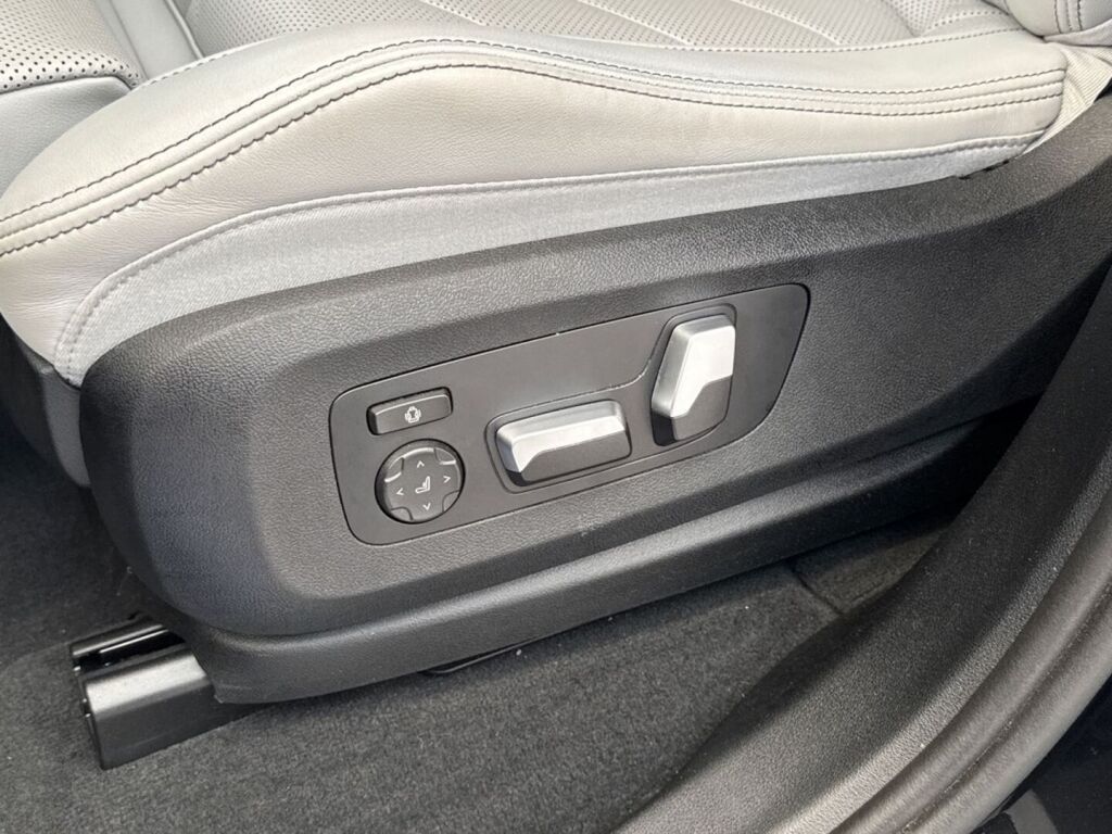 BMW X5 2024 Musta