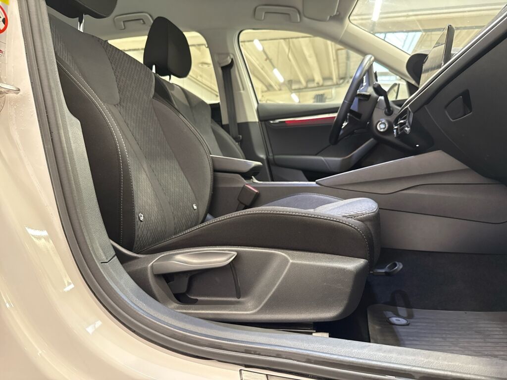 Skoda Octavia 2021 9