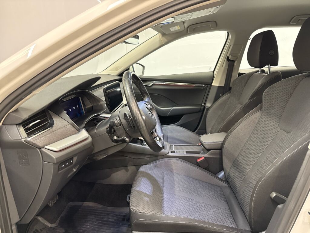 Skoda Octavia 2021 9