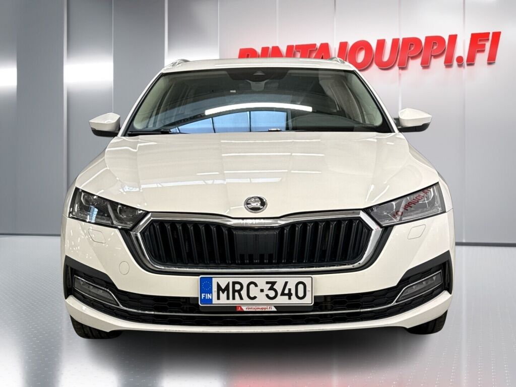Skoda Octavia 2021 9
