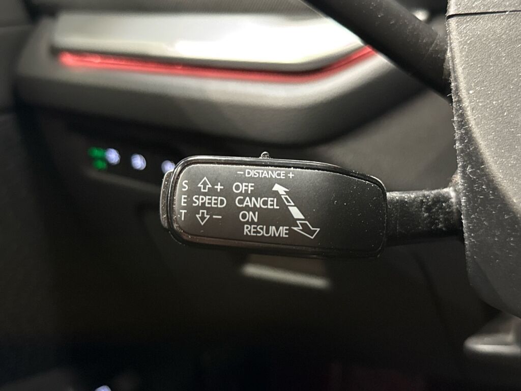 Skoda Octavia 2021 9