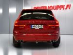 Volvo XC60 2018 Metallinhohto Punainen