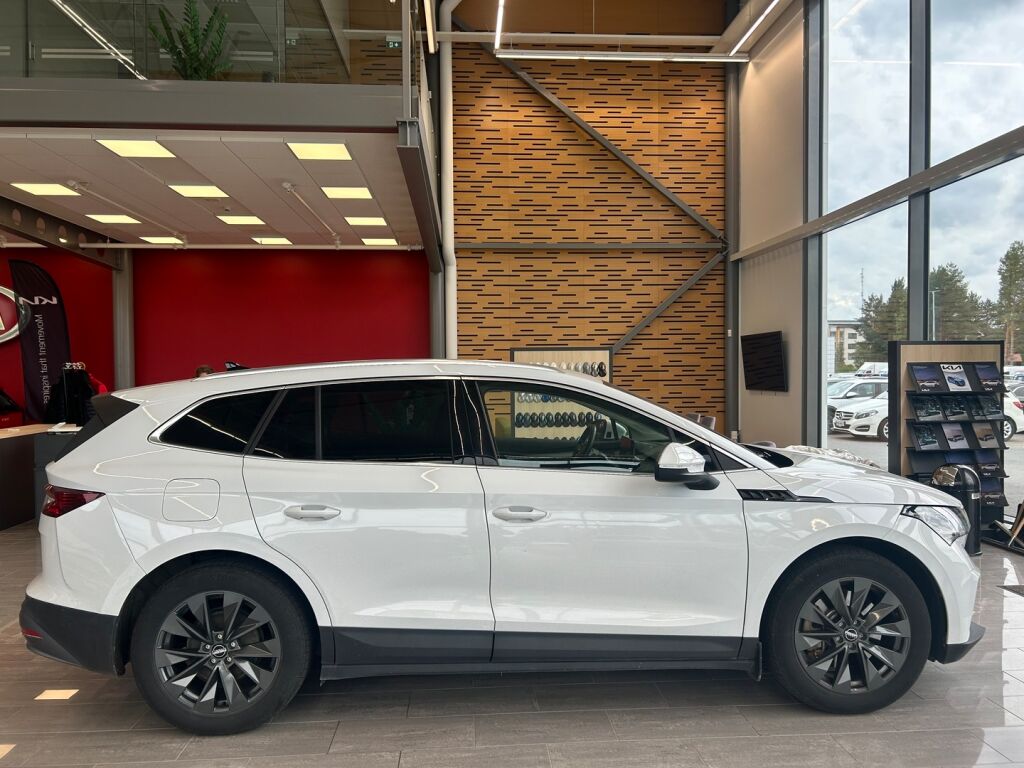 Skoda Enyaq 2024 Valkoinen