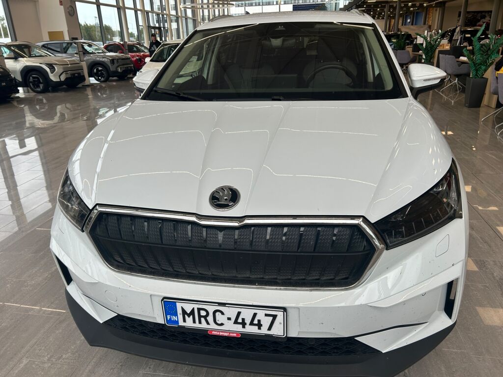 Skoda Enyaq 2024 Valkoinen