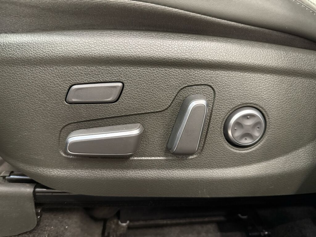 Hyundai Santa Fe 2021 Harmaa