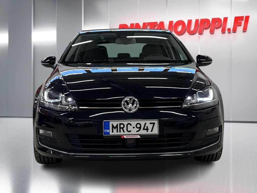 Volkswagen Golf 2013 Musta