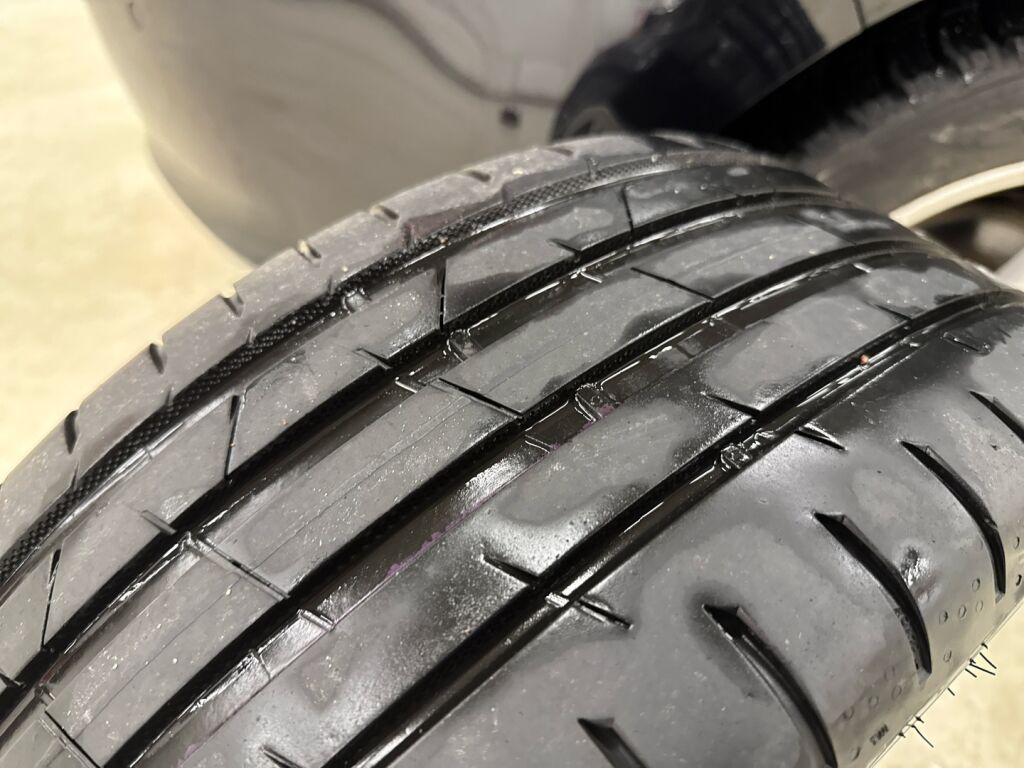 Volkswagen Golf 2013 Musta