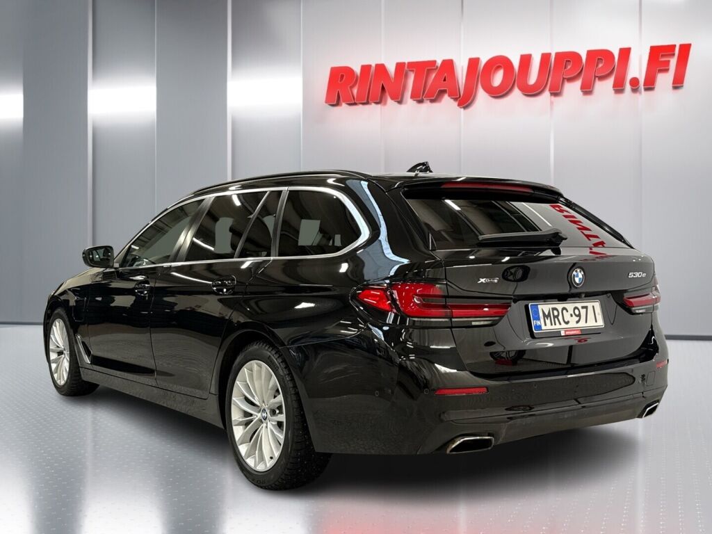 BMW 530 2021 Musta