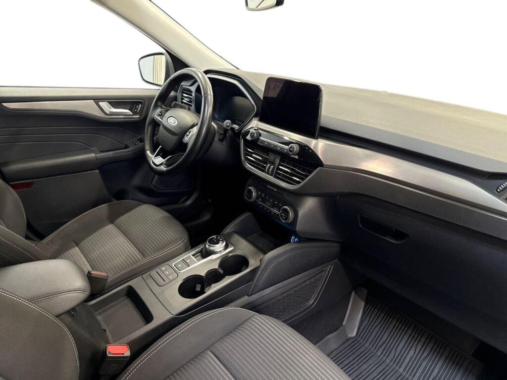 Ford Kuga 2022 Harmaa
