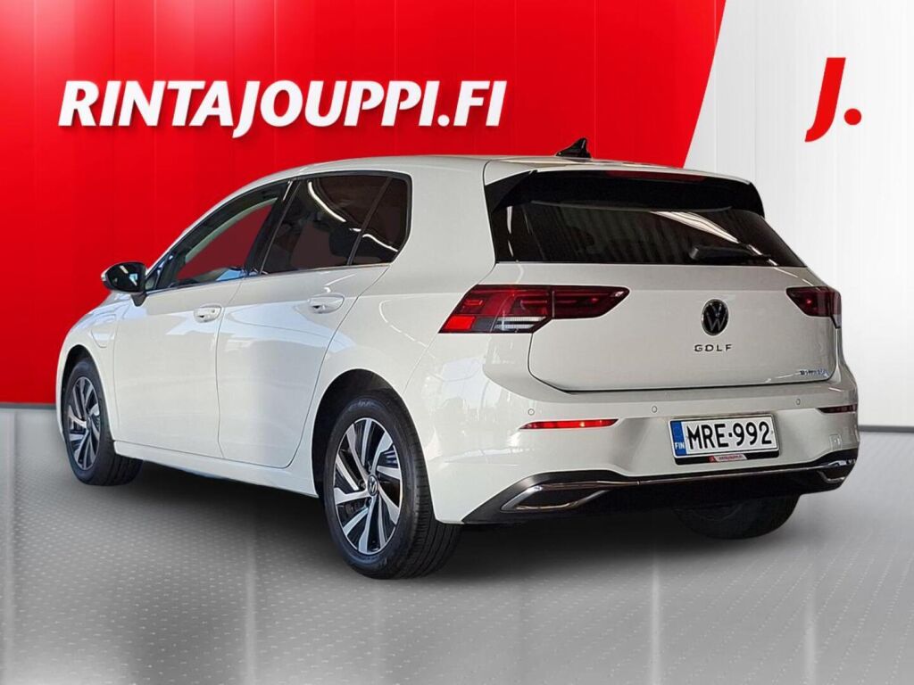 Volkswagen Golf 2021 Valkoinen