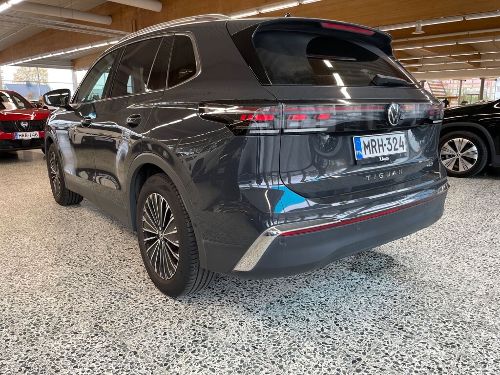 Volkswagen Tiguan 2025 met.harmaa