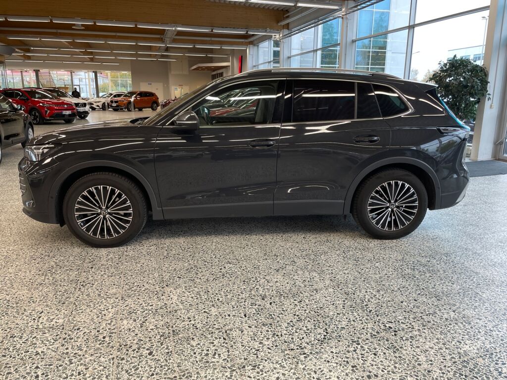 Volkswagen Tiguan 2025 met.harmaa
