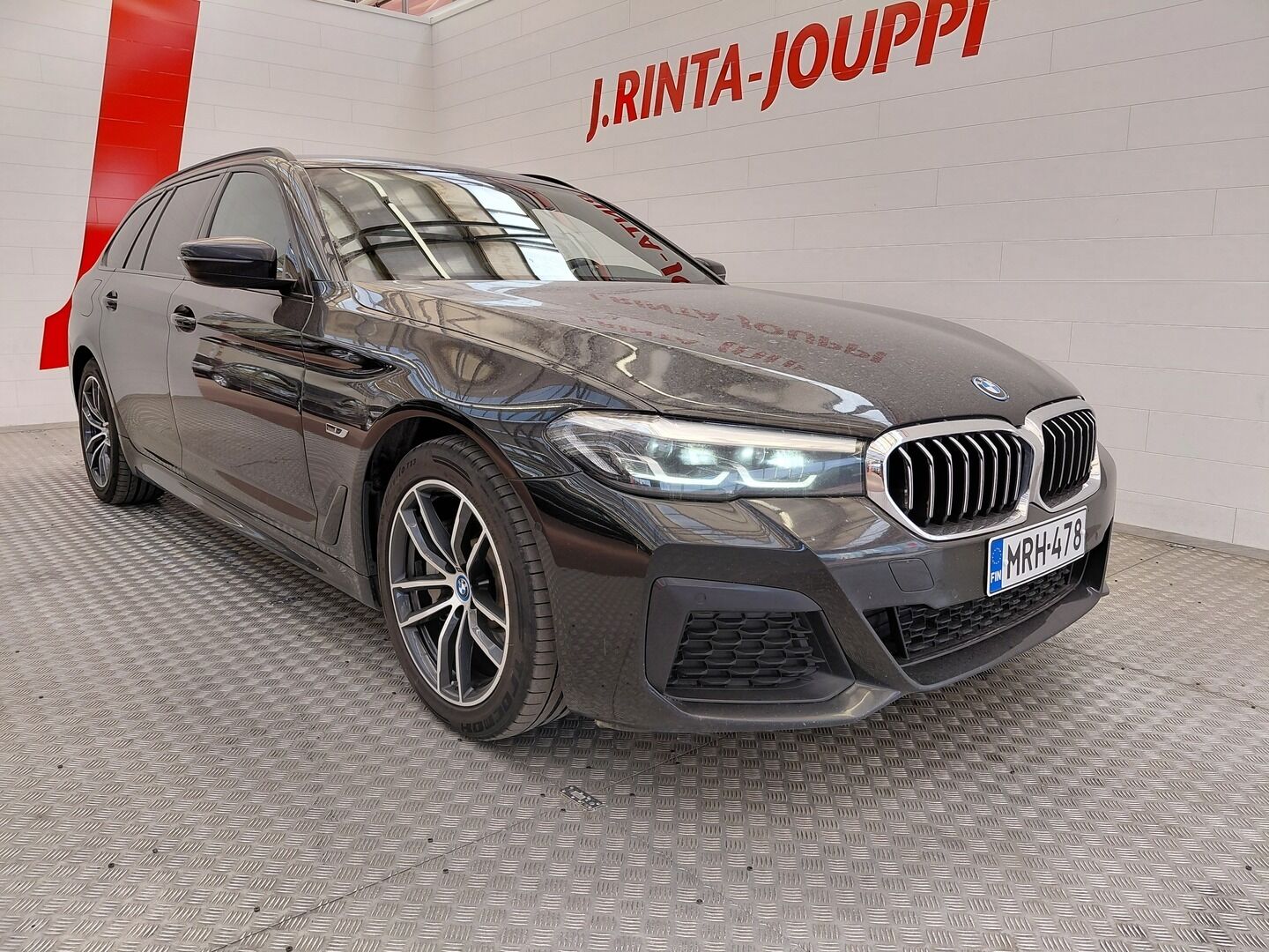 BMW 530