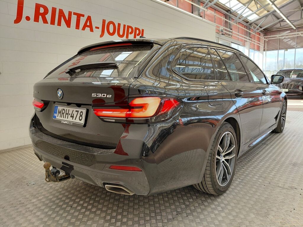 BMW 530 2022 Musta