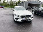 Volvo V60 2020 Valkoinen